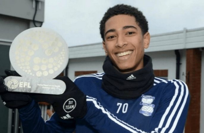 坏消息，老鹰队中锋波尔津吉斯领衔对阵湖人队的伤病名单