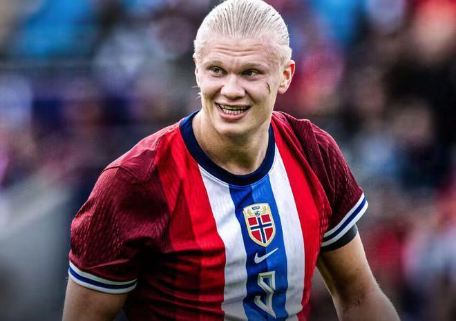 冬日港区暖意浓！《碧蓝航线》12月新版本上线 与你共赴双旦佳节！