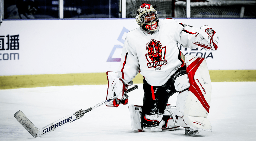 CBA-北控胜福建 廖三宁绝杀后与队友疯狂庆祝